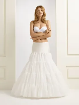 Menyasszonyi alsószoknya 01 320 cm körméret
