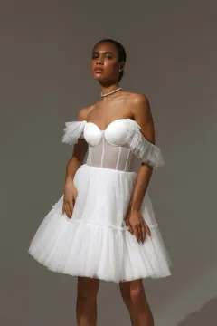 Menyasszonyi ruha Alpha