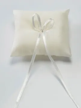 Szatén gyűrűpárna K4